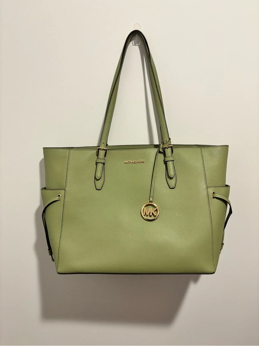 💕Michael Kors Sage Green Leather Tote Bag💕